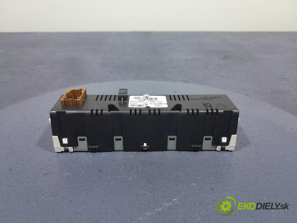 Peugeot 207 2011 displej Radio / GPS 9676655380