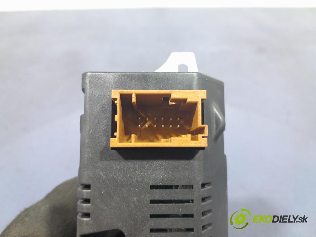 Peugeot 207 2011 displej Radio / GPS 9676655380