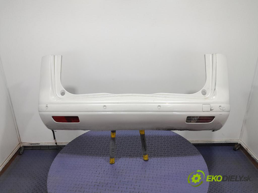Peugeot 5008 2013 nárazník Zad: