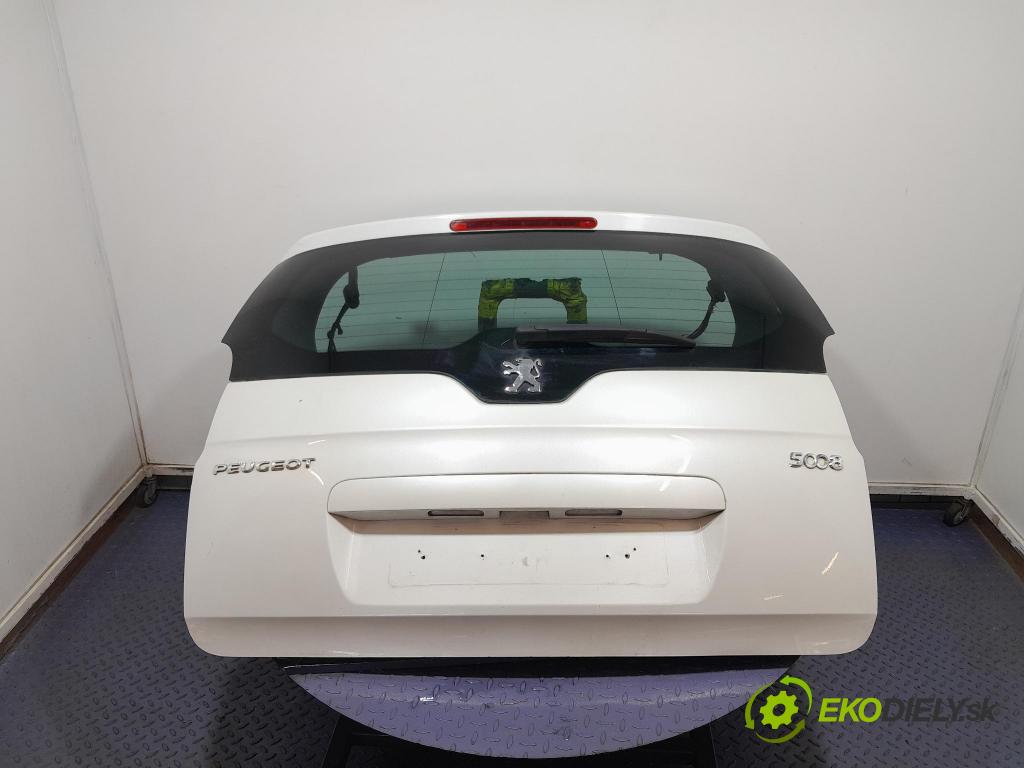 Peugeot 5008 2013 zadní dveře kufra: kufr
