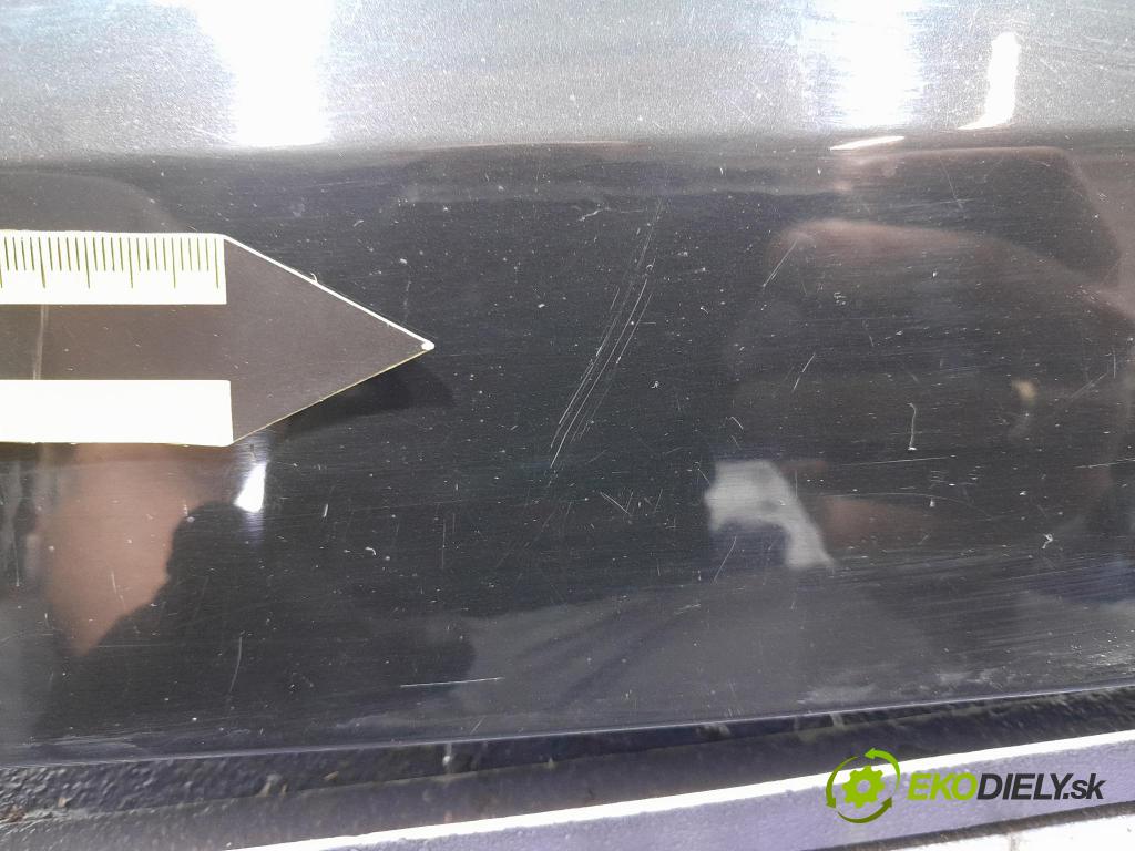 Peugeot 207 2011 zadní dveře kufra: kufr