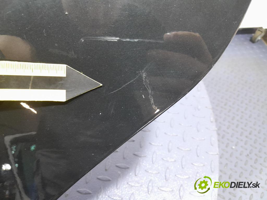 Peugeot 207 2011 dvere zad Vľavo: