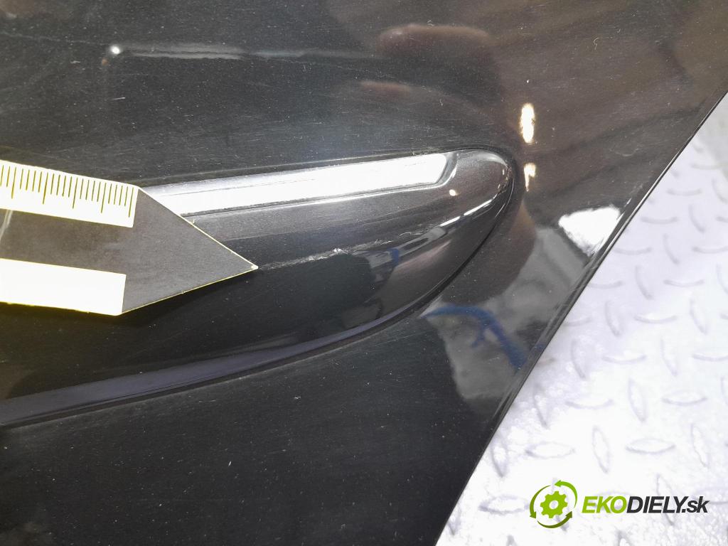 Peugeot 207 2011 dvere zad Vľavo: