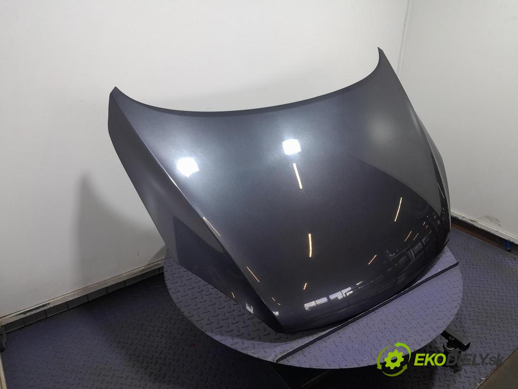 Kia Ceed 2010 kapota přední: