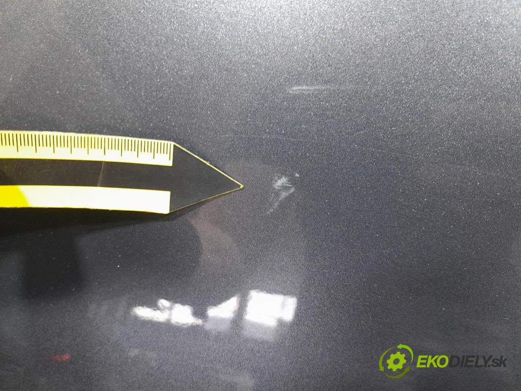Kia Ceed 2010 dvere zad Vľavo:
