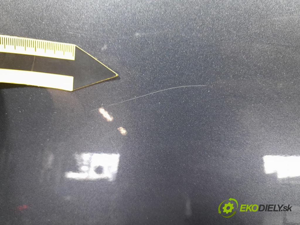 Kia Ceed 2010 dvere zad Vľavo: