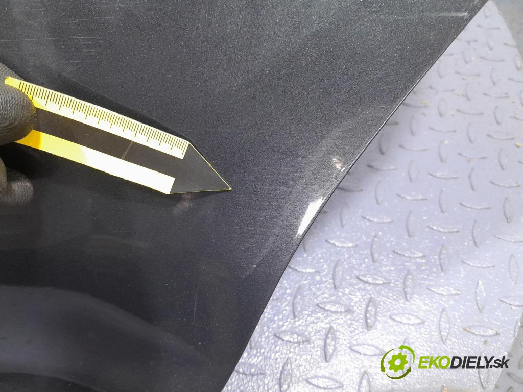 Kia Ceed 2010 dvere zad Vľavo: