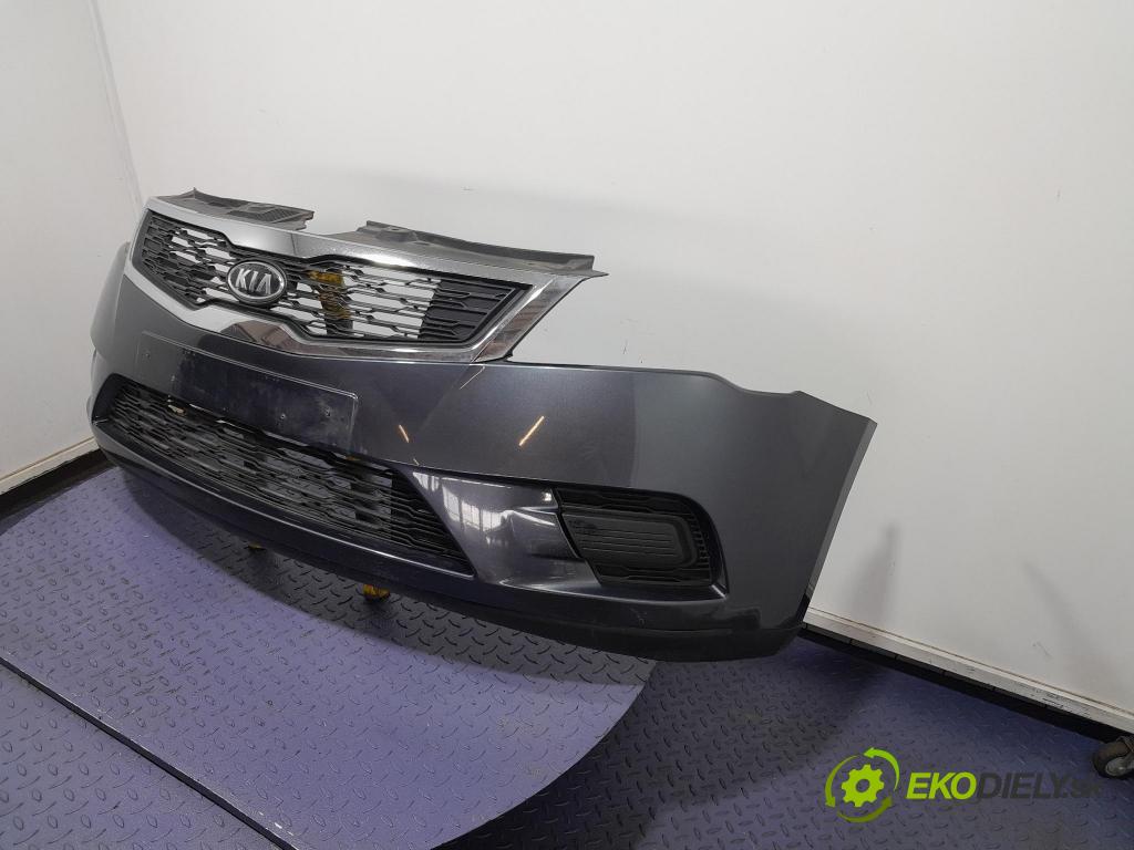 Kia Ceed 2010 nárazník před