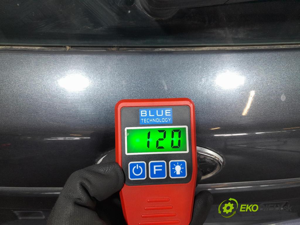 Kia Ceed 2010 zadní dveře kufra: kufr 