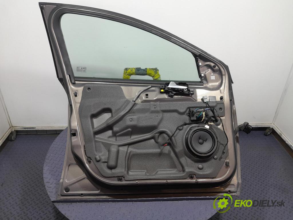 Ford Mondeo 2011 dveře před Vlevo, odjet: 