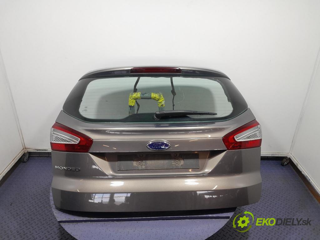 Ford Mondeo 2011 zadní dveře kufra: kufr