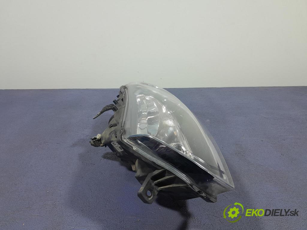 Dacia Sandero 2014 světlo Levý: 260605312R