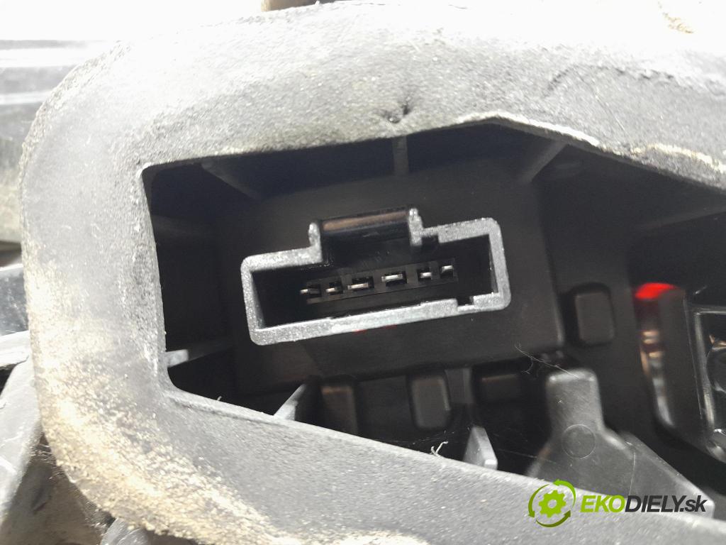 Dacia Sandero 2014 světlo Zad: levá Mimo: 265554085R