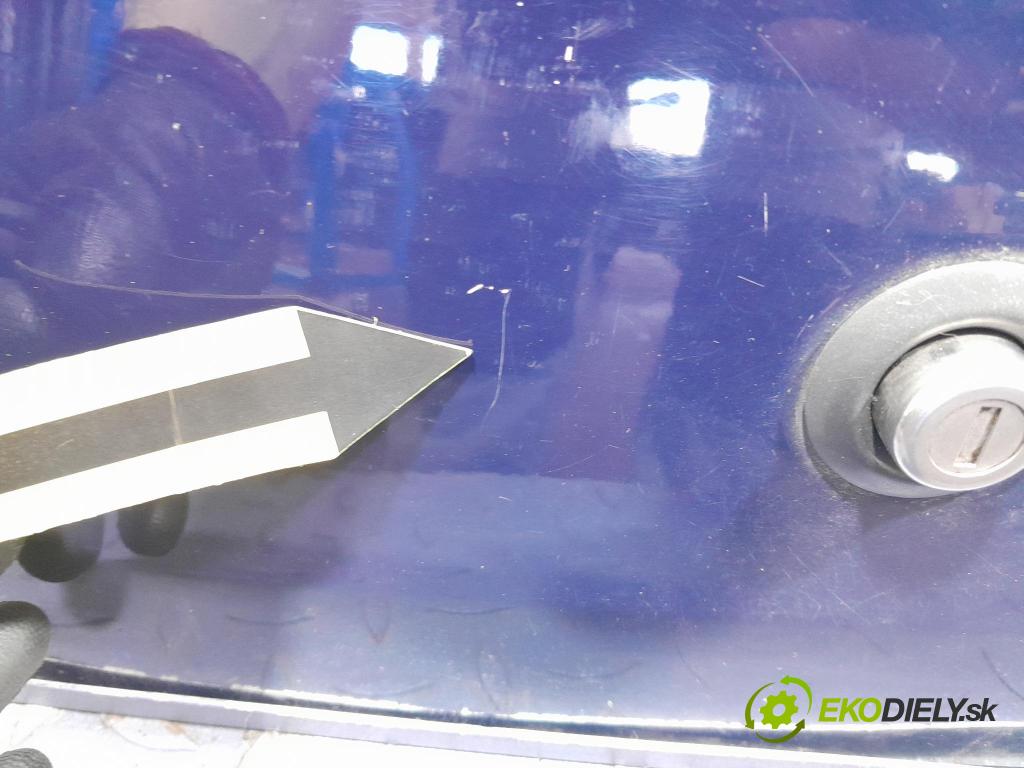 Dacia Sandero 2014 zadní dveře kufra: kufr