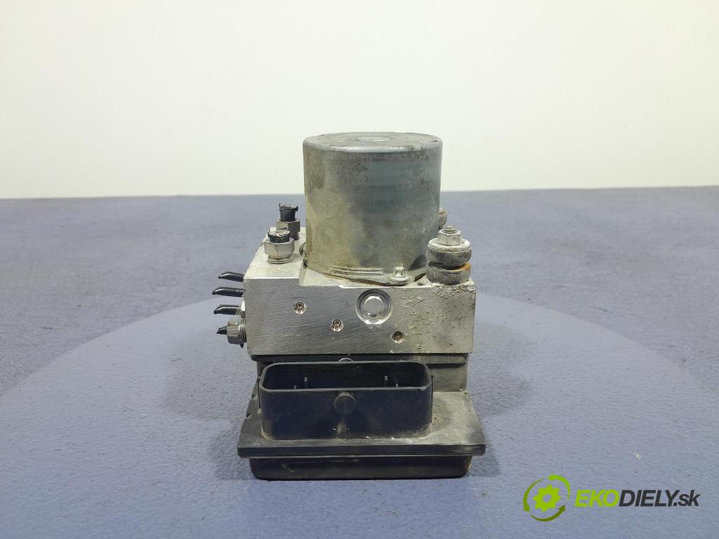 Peugeot 5008 2013 čerpadlo ABS x 9674677580