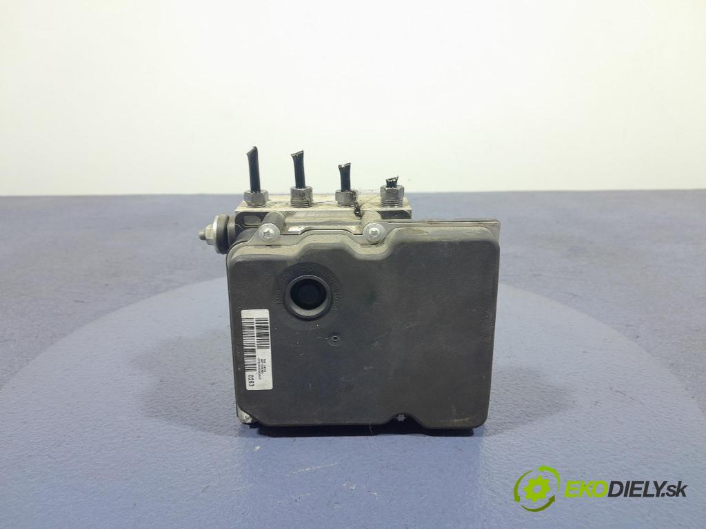 Peugeot 5008 2013 čerpadlo ABS x 9674677580