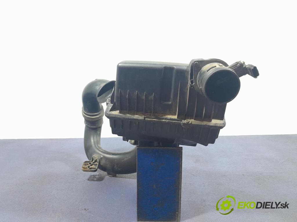 Peugeot 5008 2013 obal Filtra: Vzduch: 9653388980