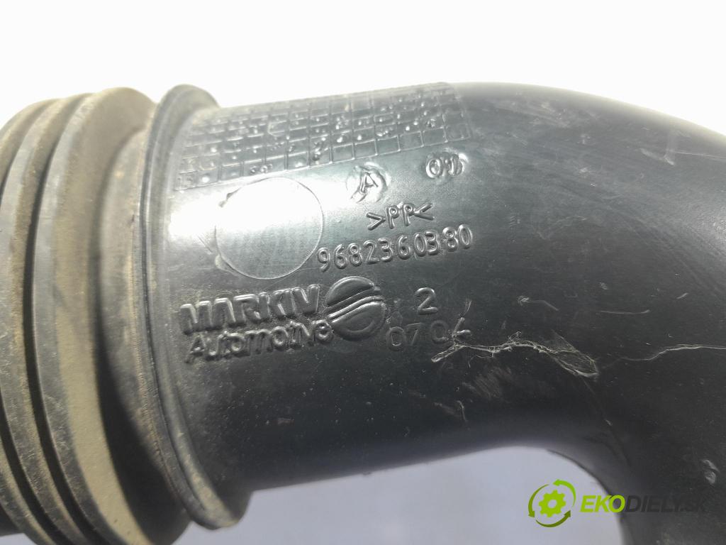 Peugeot 5008 2013 obal Filtra: Vzduch: 9653388980