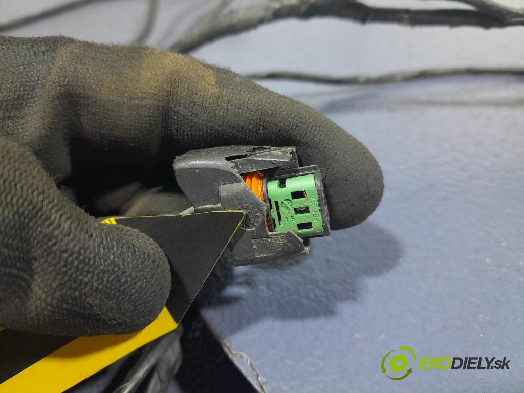 Peugeot 5008 2013 instalace Elektrický: 9672542980