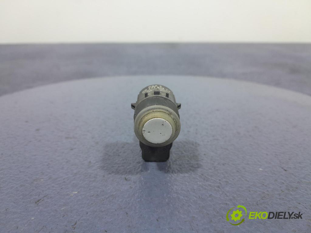 Peugeot 5008 2013 snímač / řídící jednotka PDC 9677783277