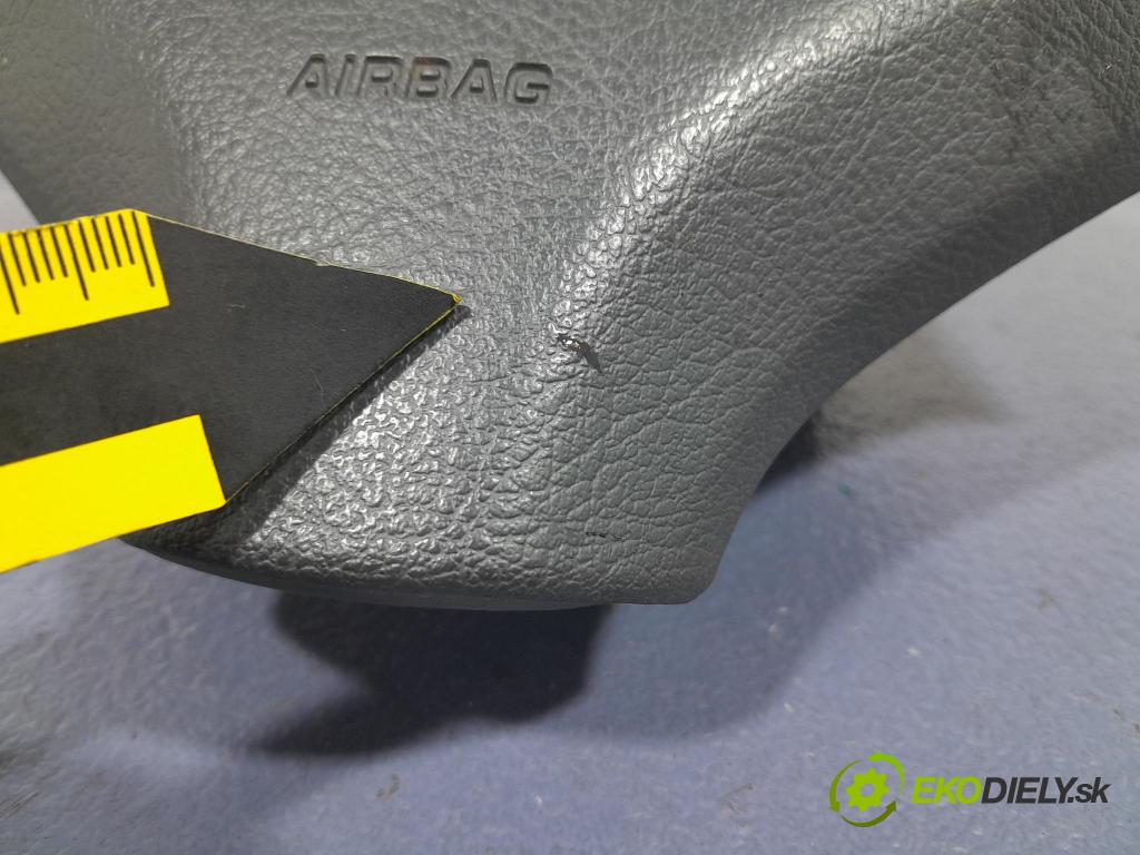 Peugeot 5008 2013 Airbag: Řidiči: x 96845302ZE