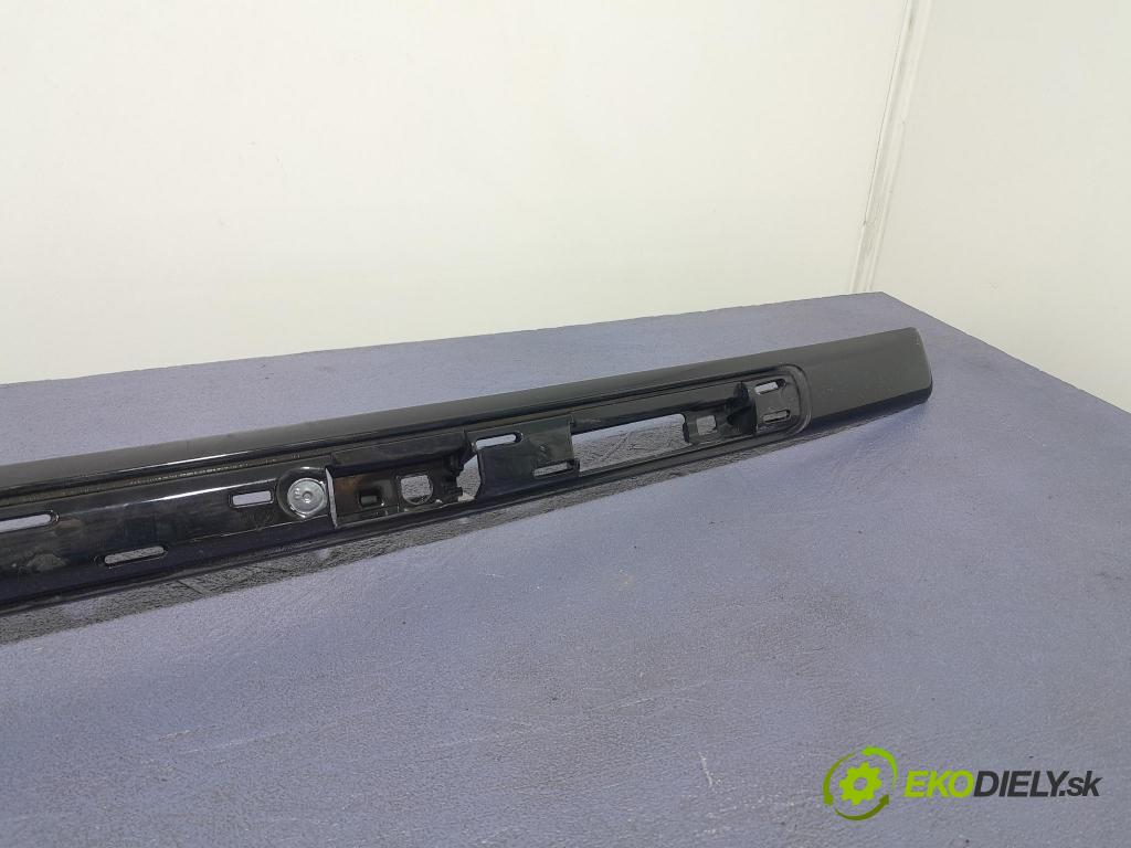 Peugeot 5008 2013 lišta Dekoratívne: