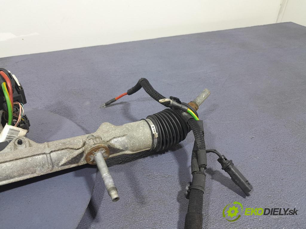 Peugeot 207 2011 řízení volantu 6700002326