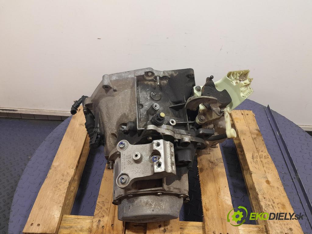 Peugeot 207 2011 převodovka Ozubené kola: Manualna 20DP98