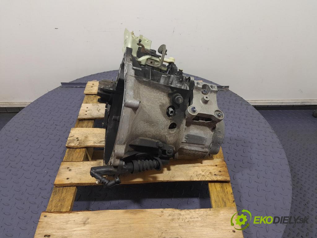 Peugeot 207 2011 převodovka Ozubené kola: Manualna 20DP98