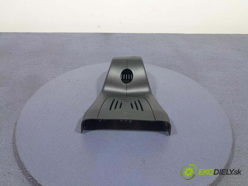Bmw M4 2025 kryt Plast: Interiéry: 5A6E116