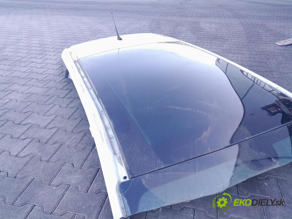 Peugeot 5008 2013 strecha