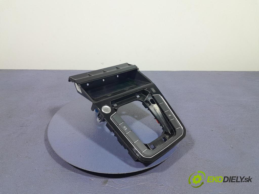 Vw Passat 2021 kryt Plast: Interiéry: 3G1864263
