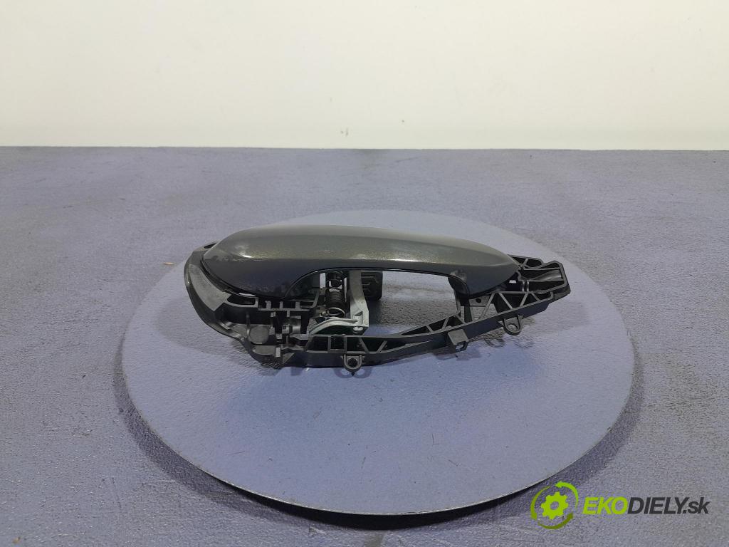 Bmw M4 2025 klika před Práva: 9881776