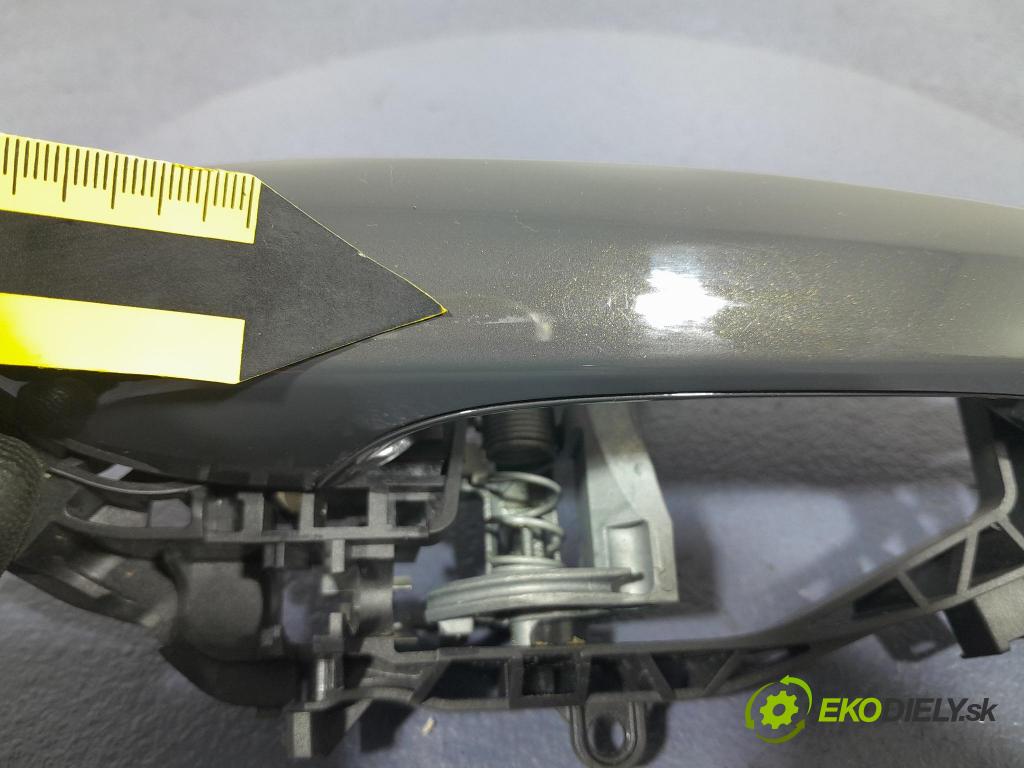 Bmw M4 2025 klika před Práva: 9881776