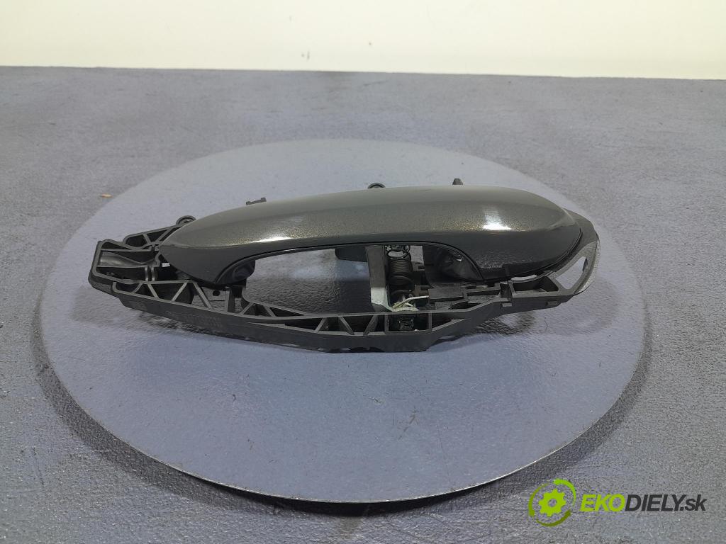 Bmw M4 2025 klika před Práva: 9881776