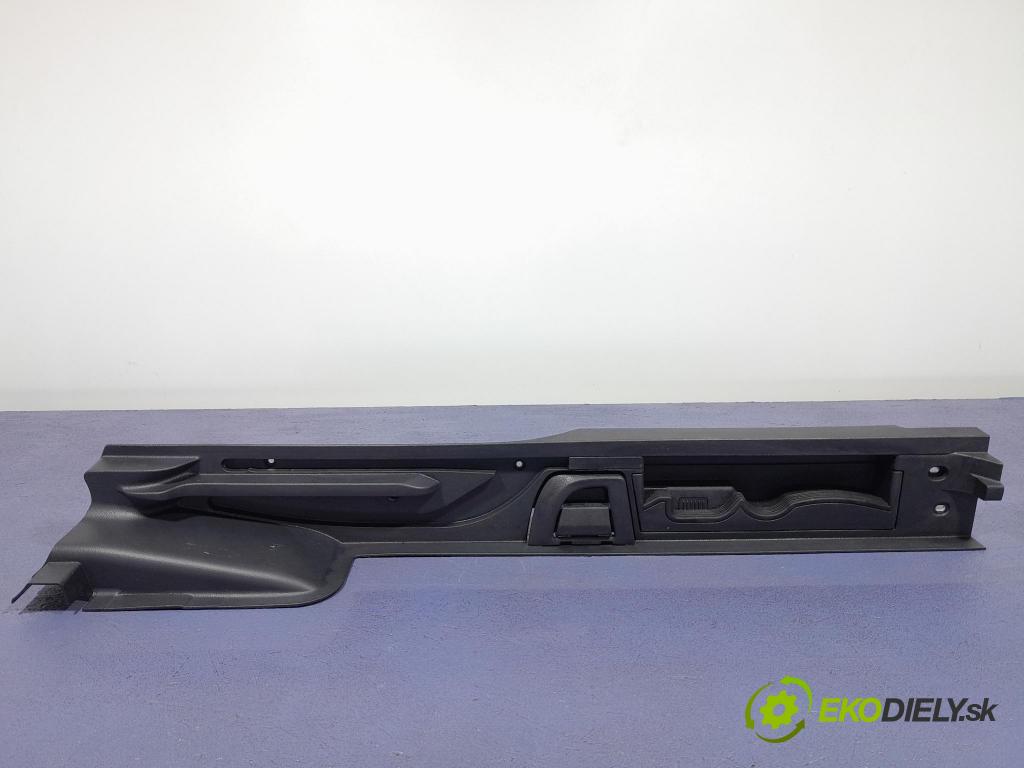 Vw Passat 2021 lišta kufr 3G9858832