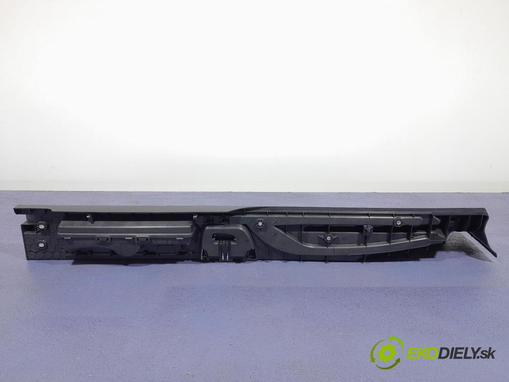 Vw Passat 2021 lišta kufr 3G9858832