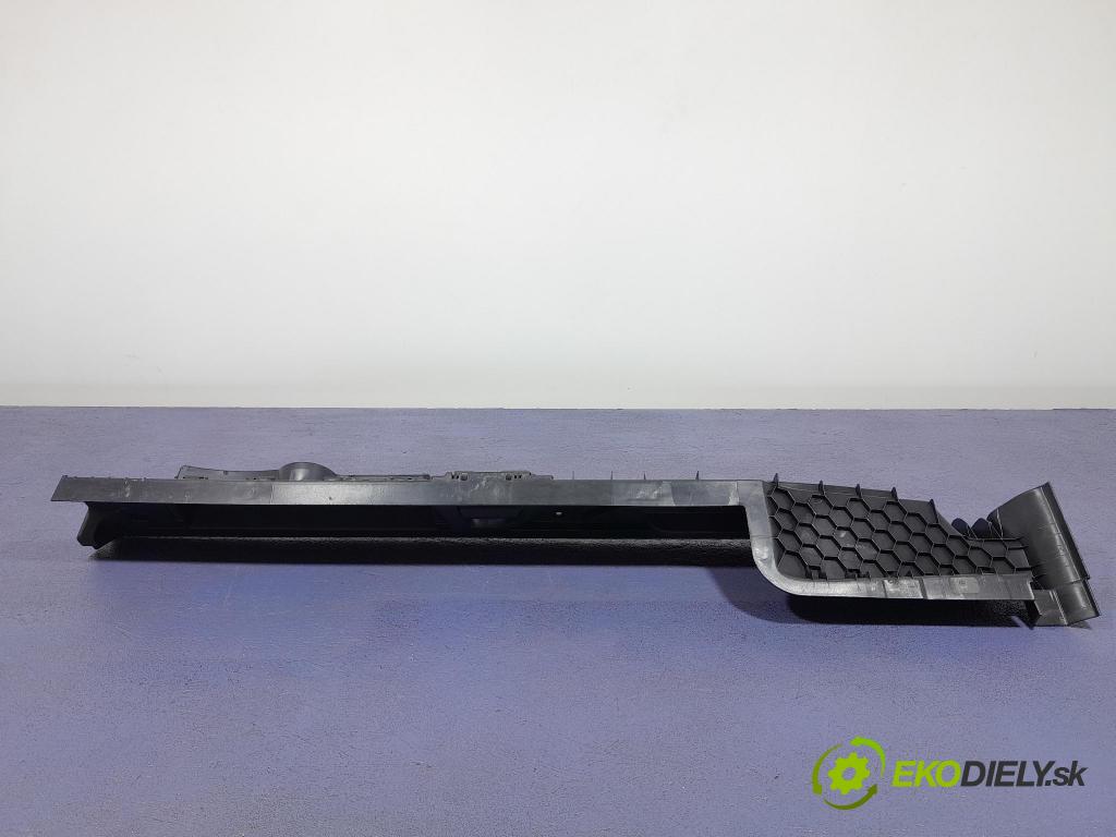 Vw Passat 2021 lišta kufr 3G9858832