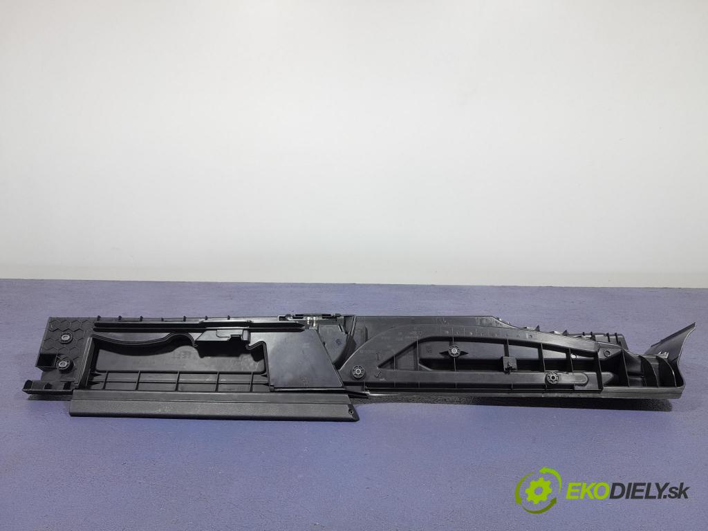 Vw Passat 2021 lišta kufr 3G9858831