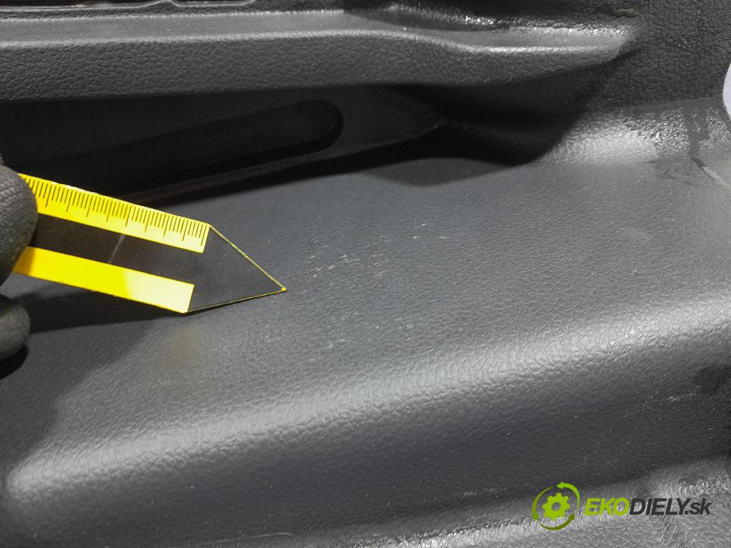 Vw Passat 2021 lišta kufr 3G9858831