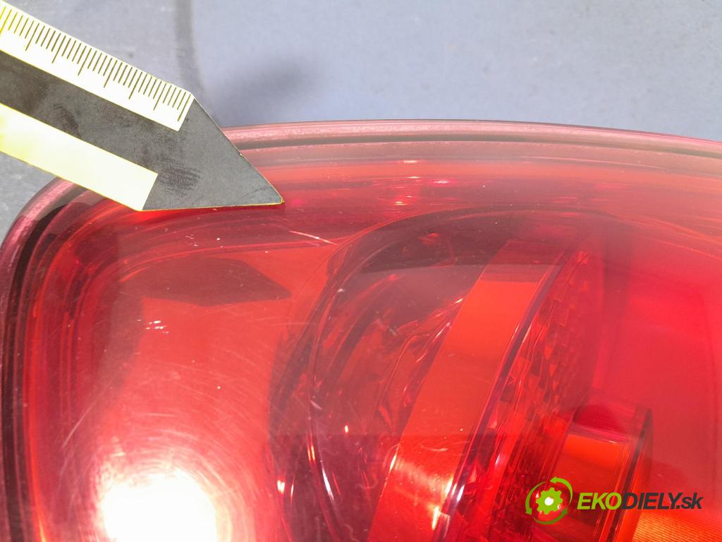 Seat Altea 2005 svetlo / reflektor zad ľavá Vonkajsia: 5P0945095D