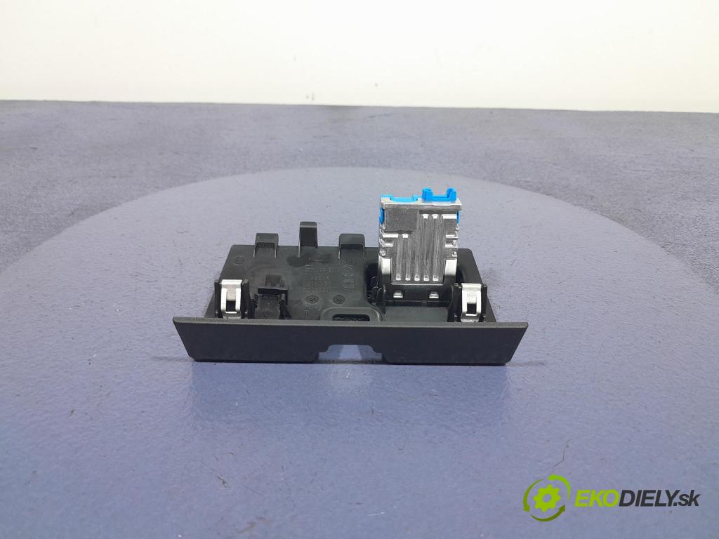 Bmw M4 2025 instalace Elektrický: 5B51C70