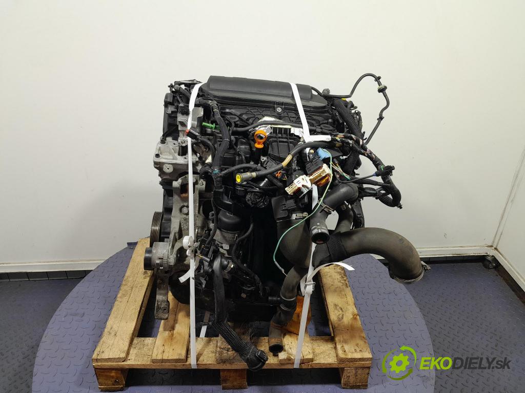 Peugeot 5008 2013 motor Diesel RH02