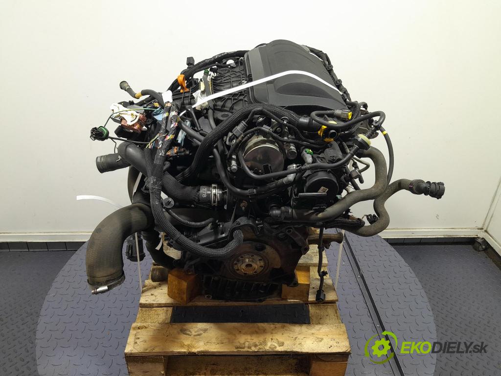 Peugeot 5008 2013 motor Diesel RH02