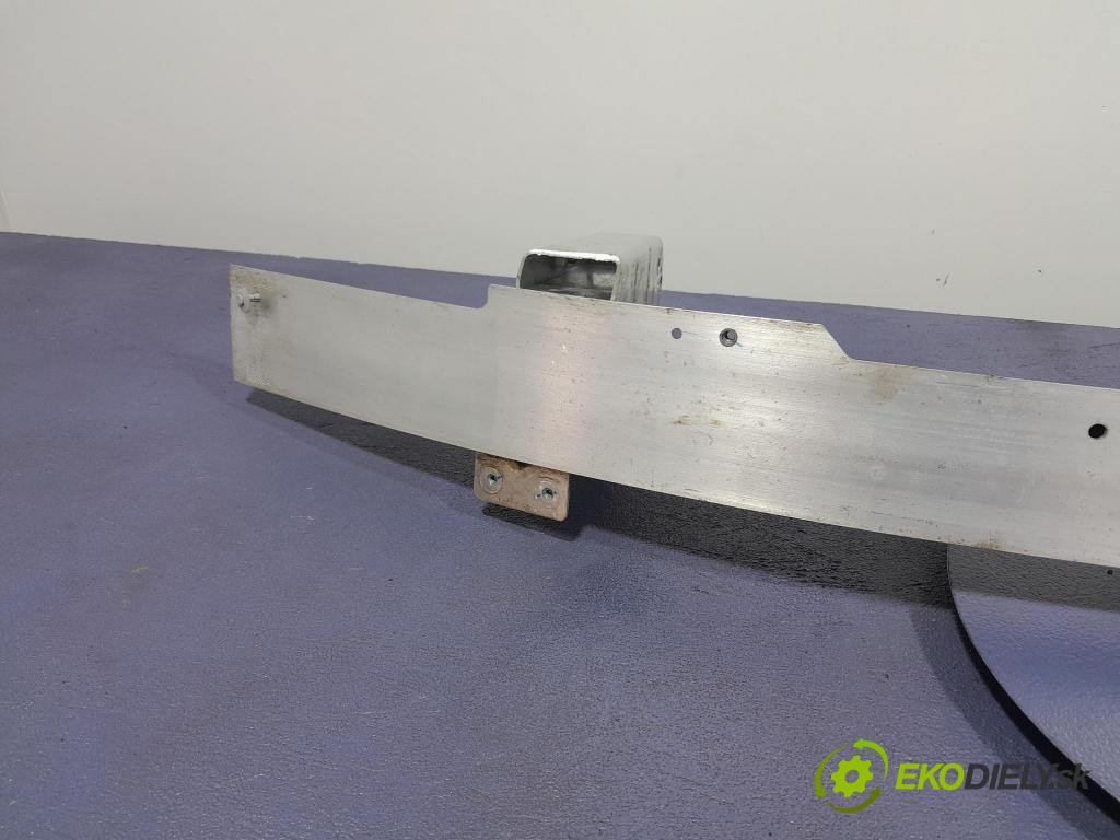 Bmw M4 2025 výztuha narazník před 8071640