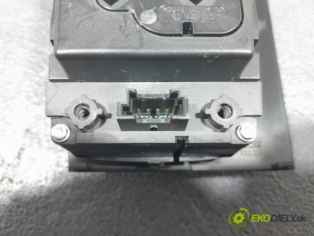 Bmw M4 2025 Přepínač Radio Navigace 5B6D4E8