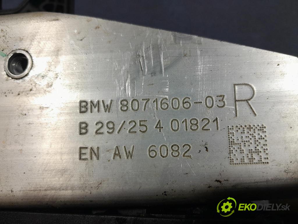 Bmw M4 2025 výztuha narazník před 8071606