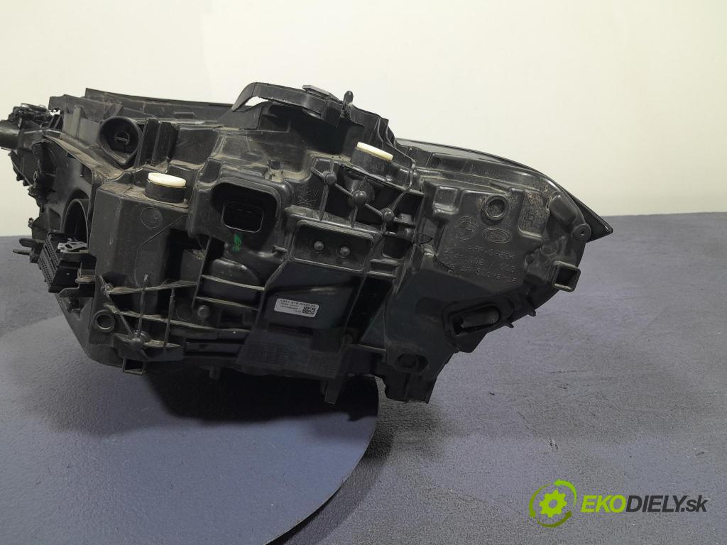 Bmw M4 2025 světlo v pravo: 5A3B314