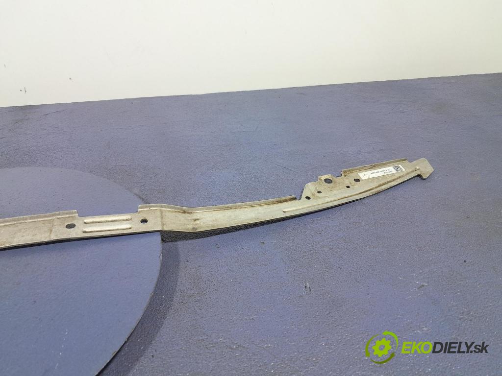 Bmw M4 2025 výztuha narazník před 8071602