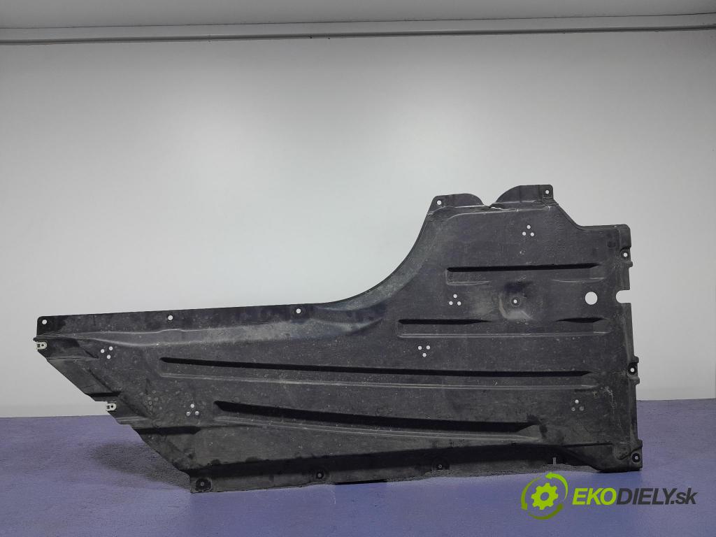 Bmw M4 2025 kryt Plast: podvozek: 8074618